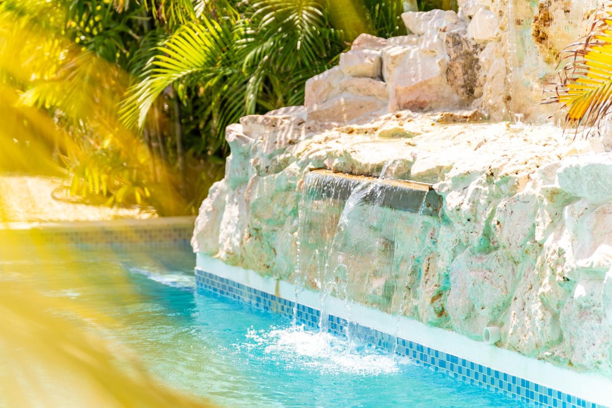 Paradise Apartments - Curacao Fontein Экстерьер фото